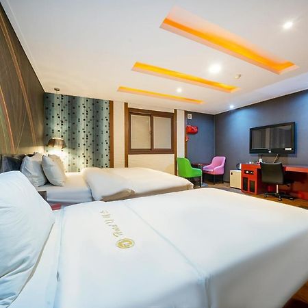 Nice Hotel Uijeongbu Esterno foto