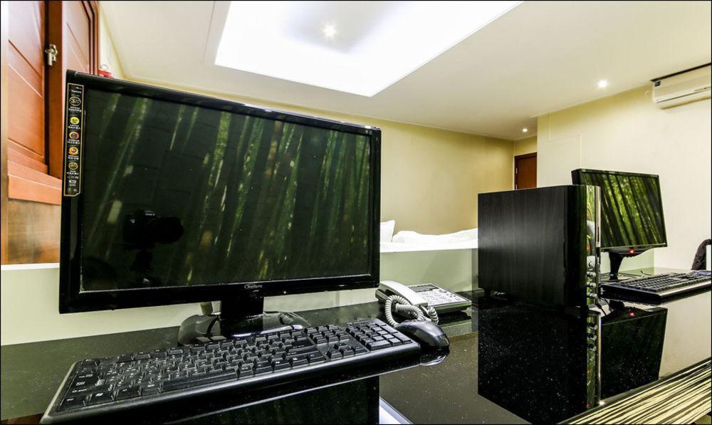 Nice Hotel Uijeongbu Esterno foto
