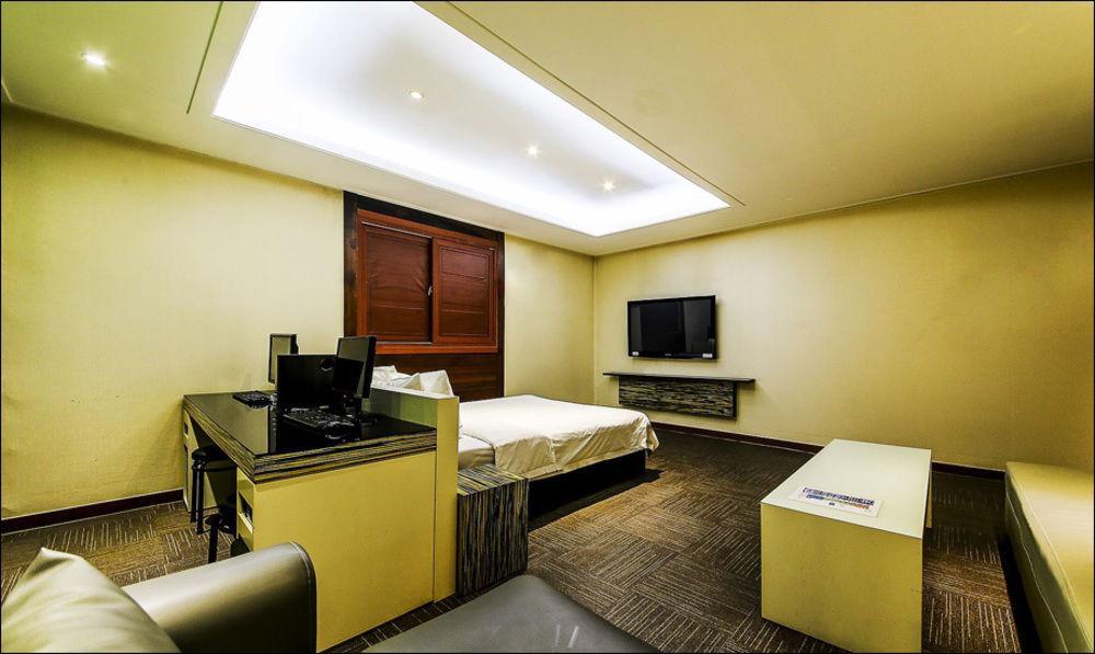 Nice Hotel Uijeongbu Esterno foto