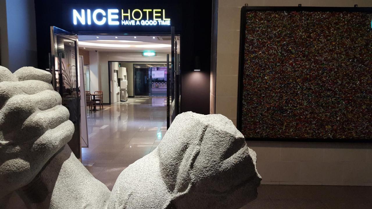 Nice Hotel Uijeongbu Esterno foto