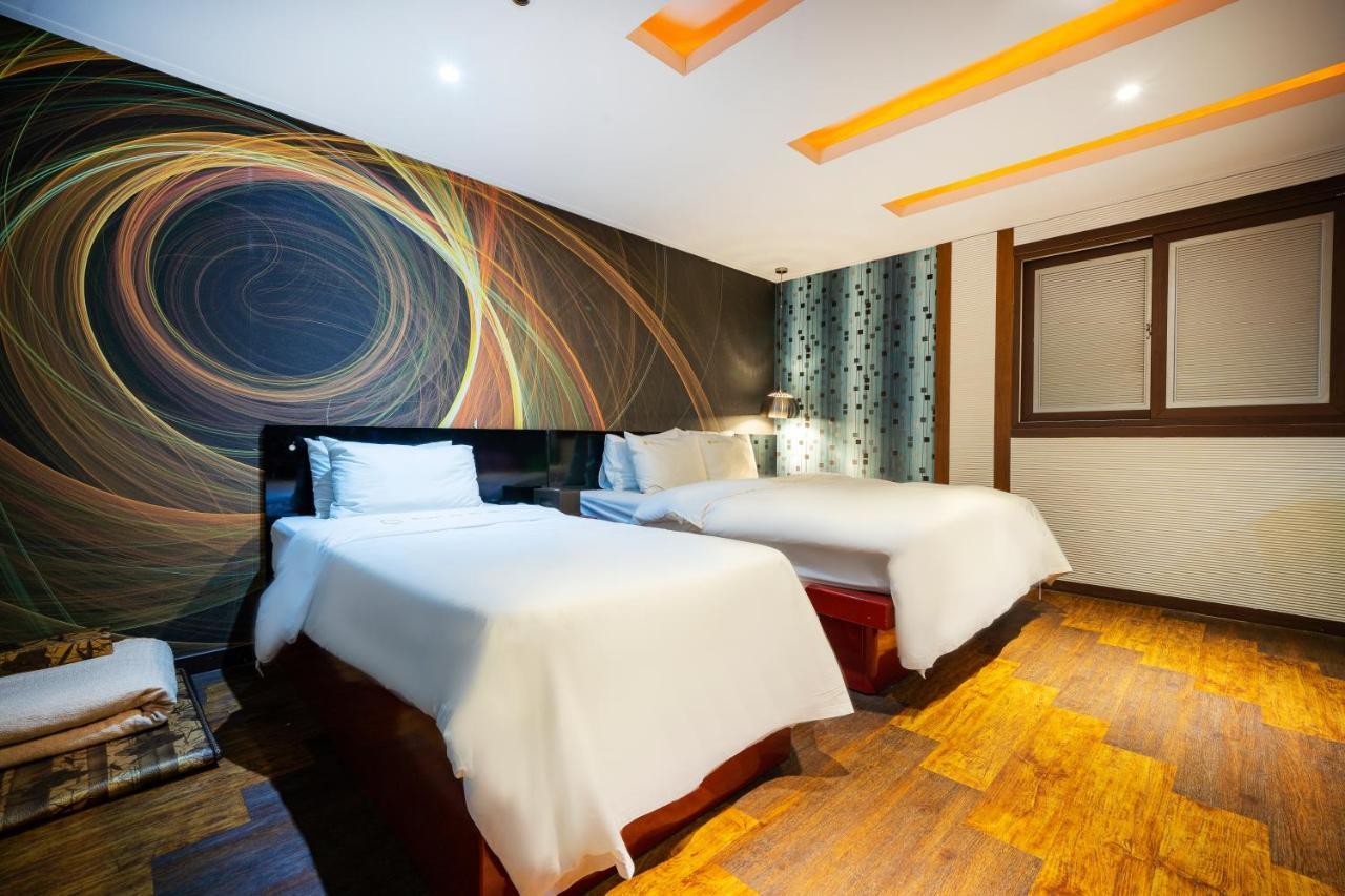 Nice Hotel Uijeongbu Esterno foto